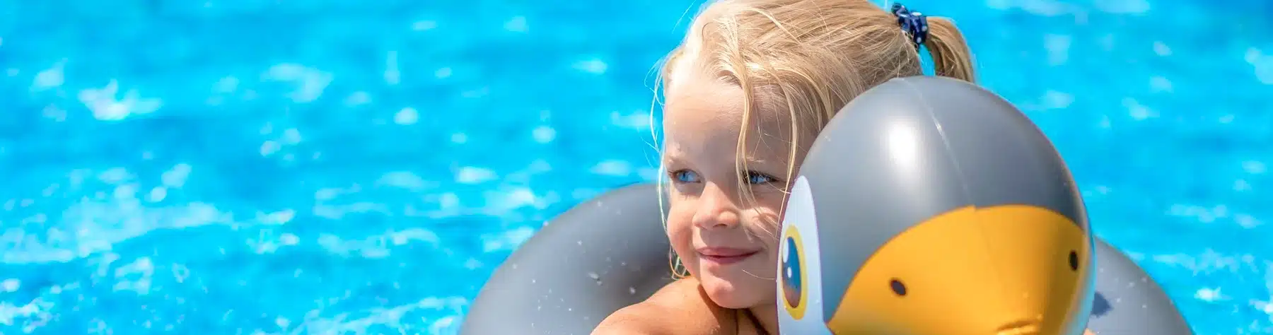 Swimmingpool 3567607 1920 Ergebnis Kopie